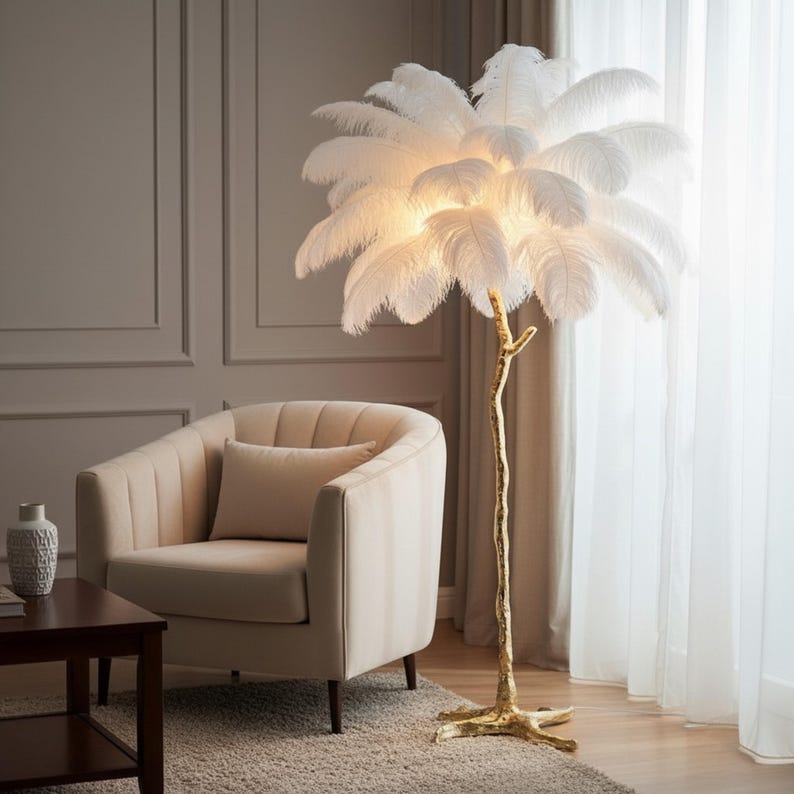 CharmeHaven™️ Luxury Ostrich Feather Lamp - Charme Haven